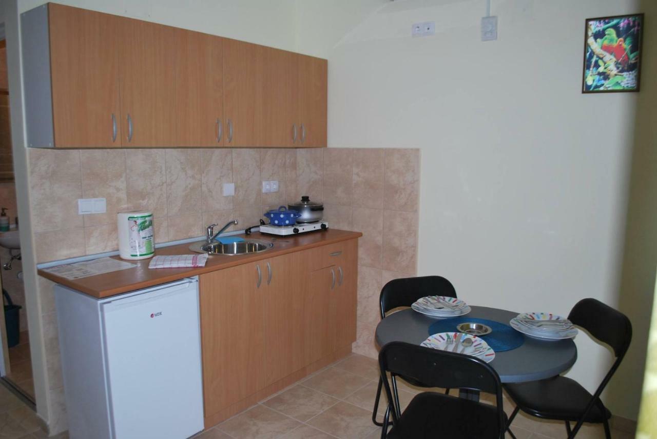 Prenociste Leona Apart otel Veliko Gradište Dış mekan fotoğraf